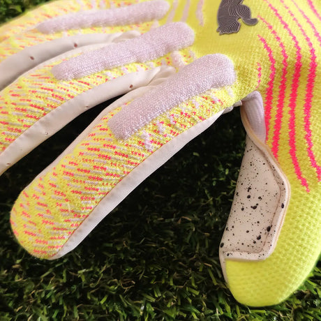 Guanti da portiere Puma Future Ultimate NC Audacity dita dorso