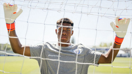 Zion Suzuki portiere giapponese del Parma