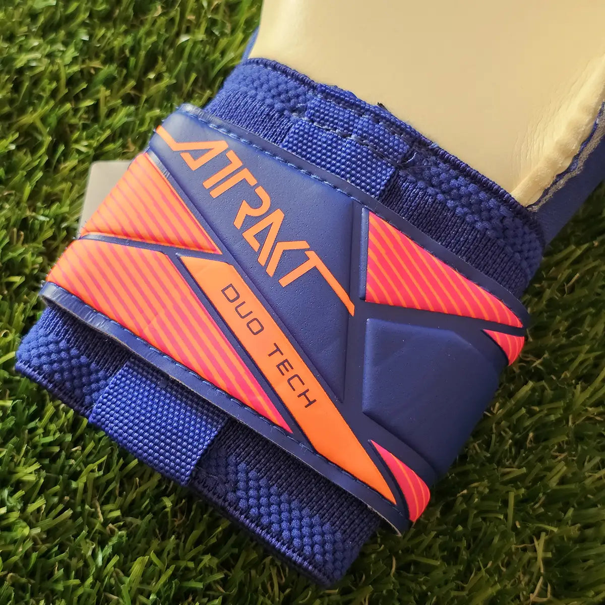 Guanti da portiere Reusch Attrakt Duo Evolution GK26 base palmo