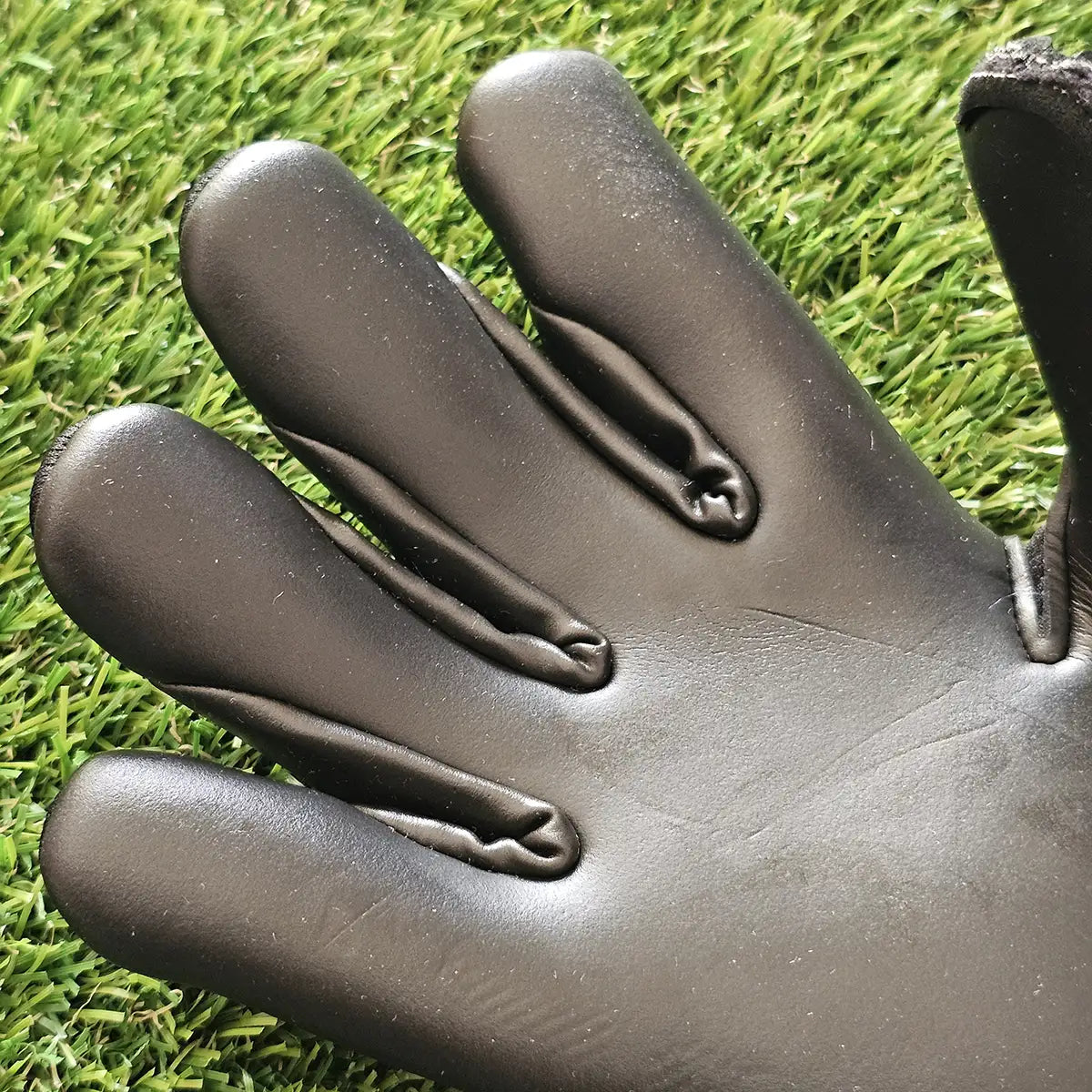 Guanti da portiere Reusch Attrakt Freegel Infinity Finger Support GK26 taglio dita