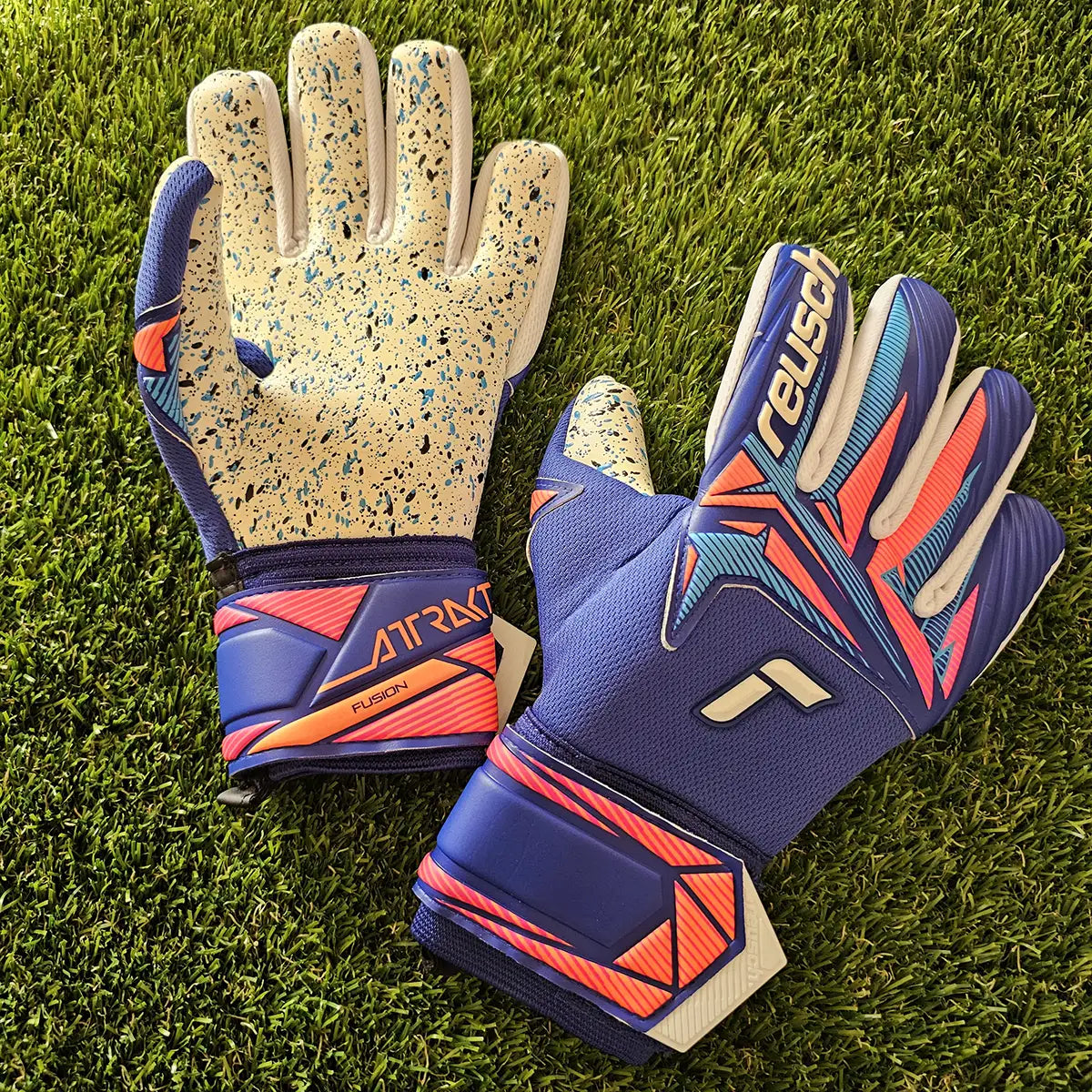 Reusch Attrakt Fusion NC GK26