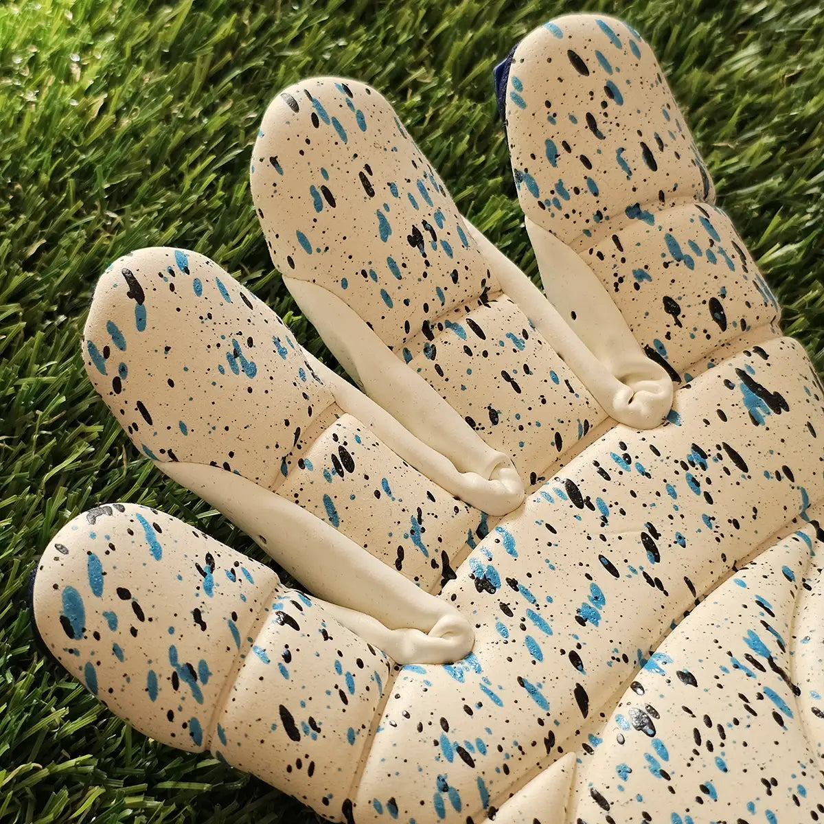 Guanti da portiere Reusch Attrakt Freegel Fusion Ortho Tec GK26 taglio dita