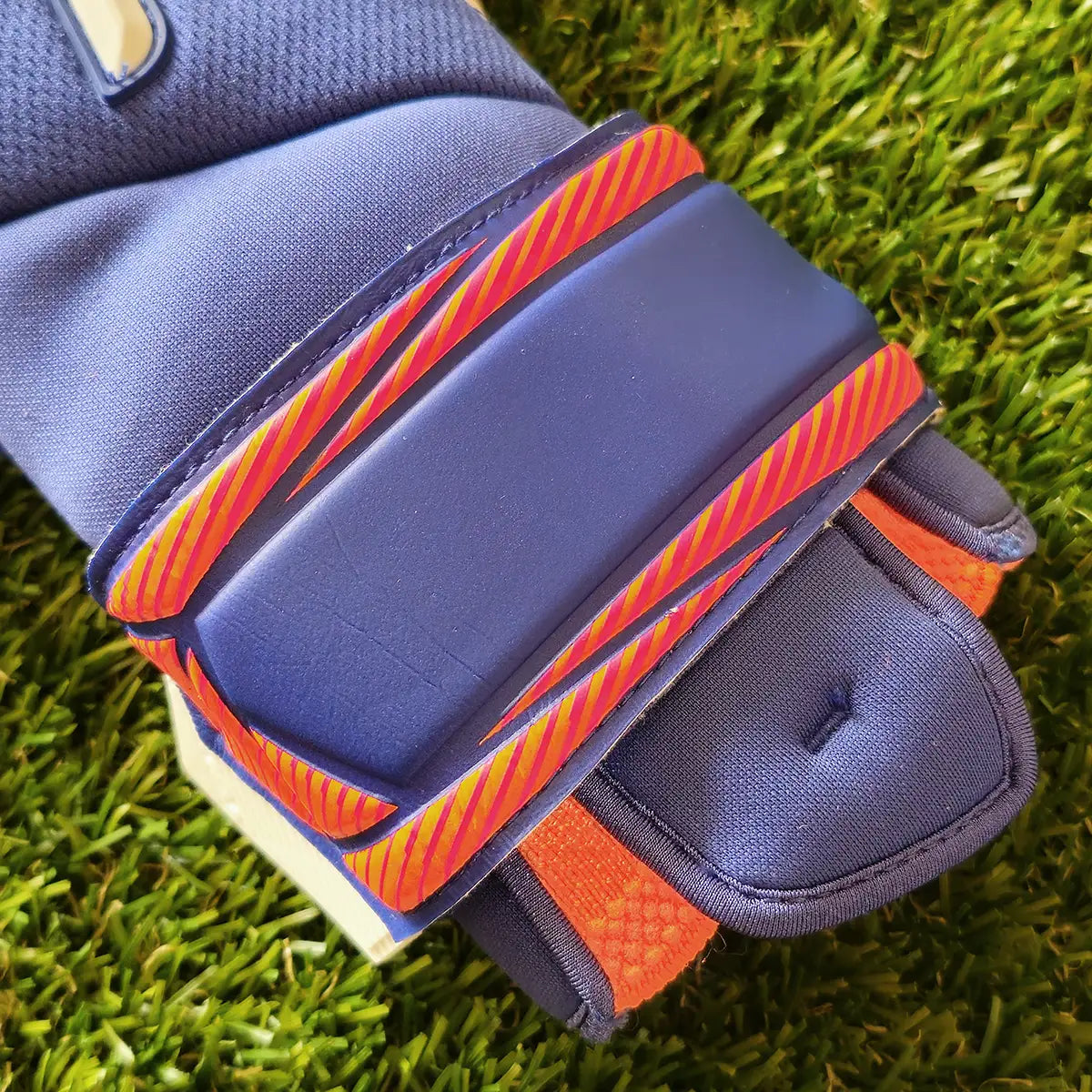 Guanti da portiere Reusch Attrakt Gold X Guardian GK26 cinturino