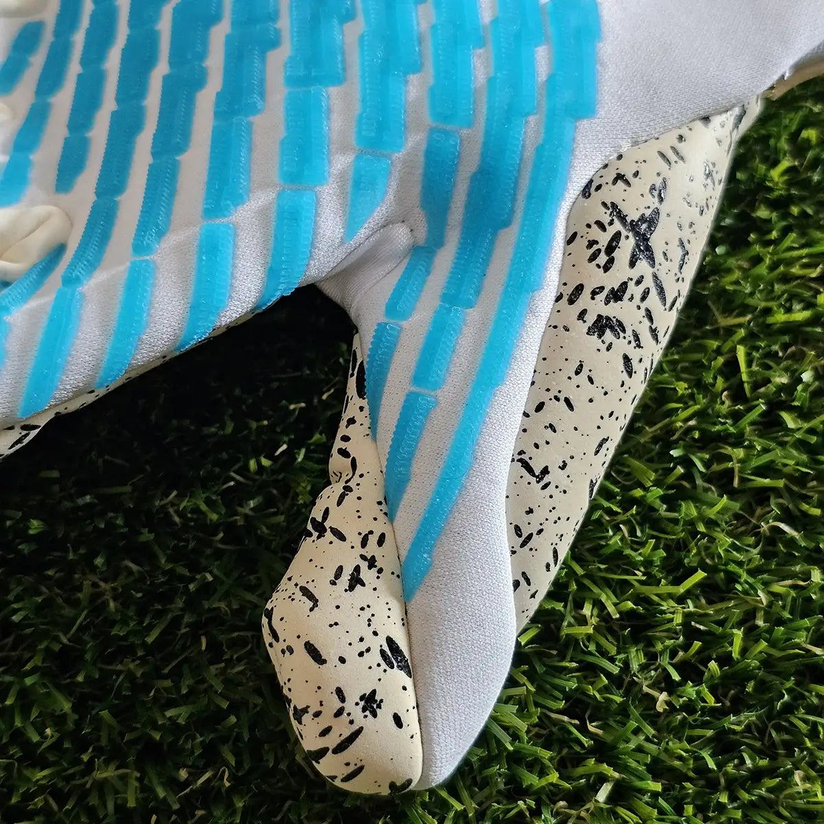 Guanti da portiere Uhlsport Fangmaschine CyberTEC Supergrip+ HN pollici