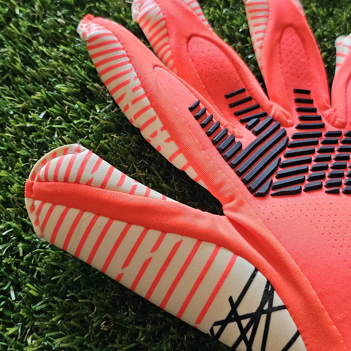 Guanti da portiere Uhlsport FM ZNE Ultragrip HYBD pollice