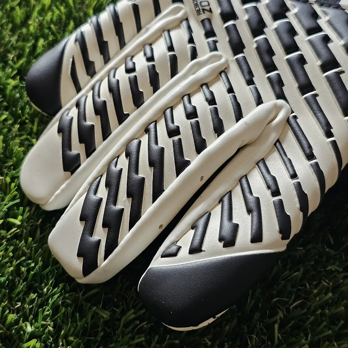 Guanti da portiere Uhlsport FM Supergrip+ HN dita dorso