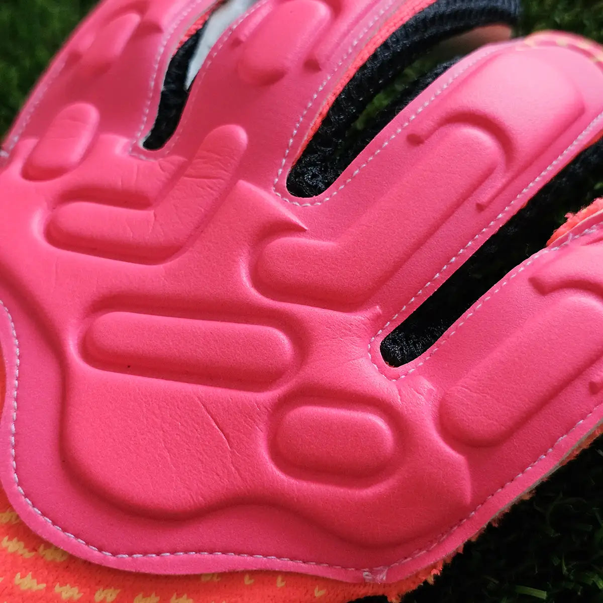 Guanti da portiere Puma Future Pro Hybrid Forever Faster dettaglio dorso