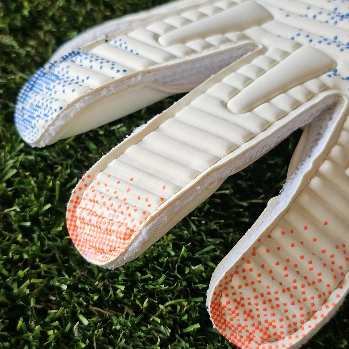 Guanti da portiere Puma Future Pro SGC Untamed dita dorso