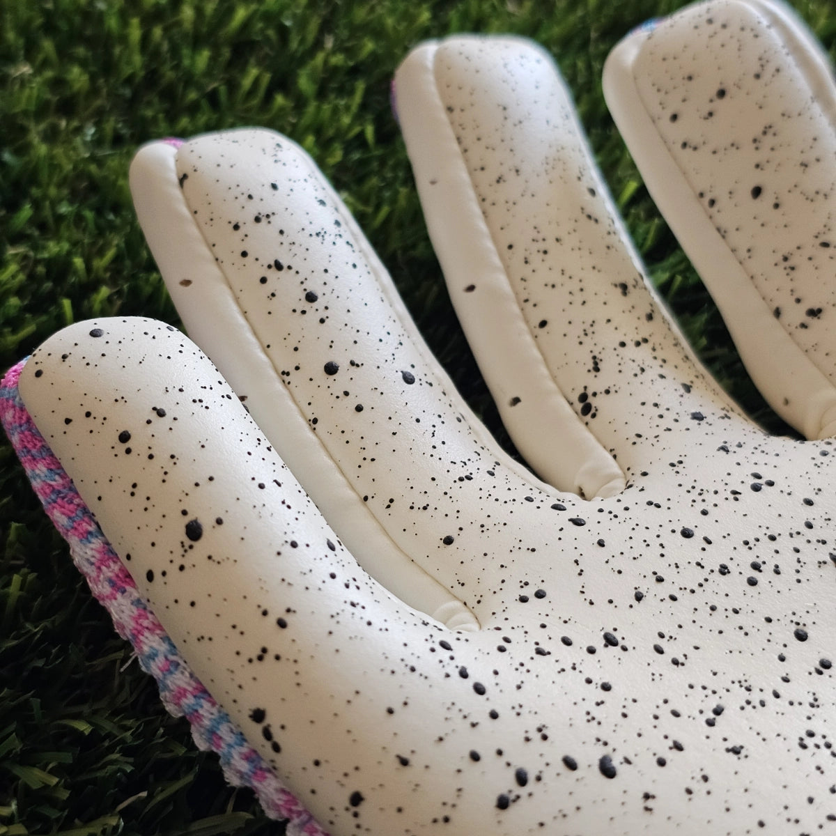Guanti da portiere Puma Ultimate Pro NC White taglio dita