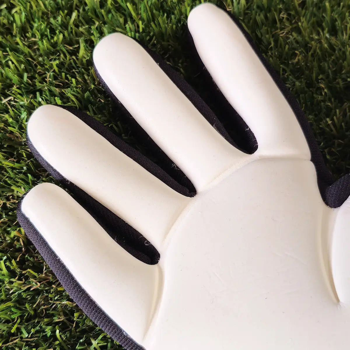 Adidas Predator Competition Pure Victory taglio dita