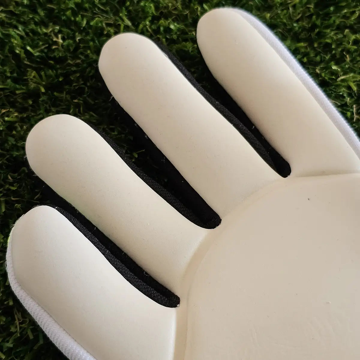 Guanti da portiere Adidas Predator Competition Radiant Blaze taglio dita