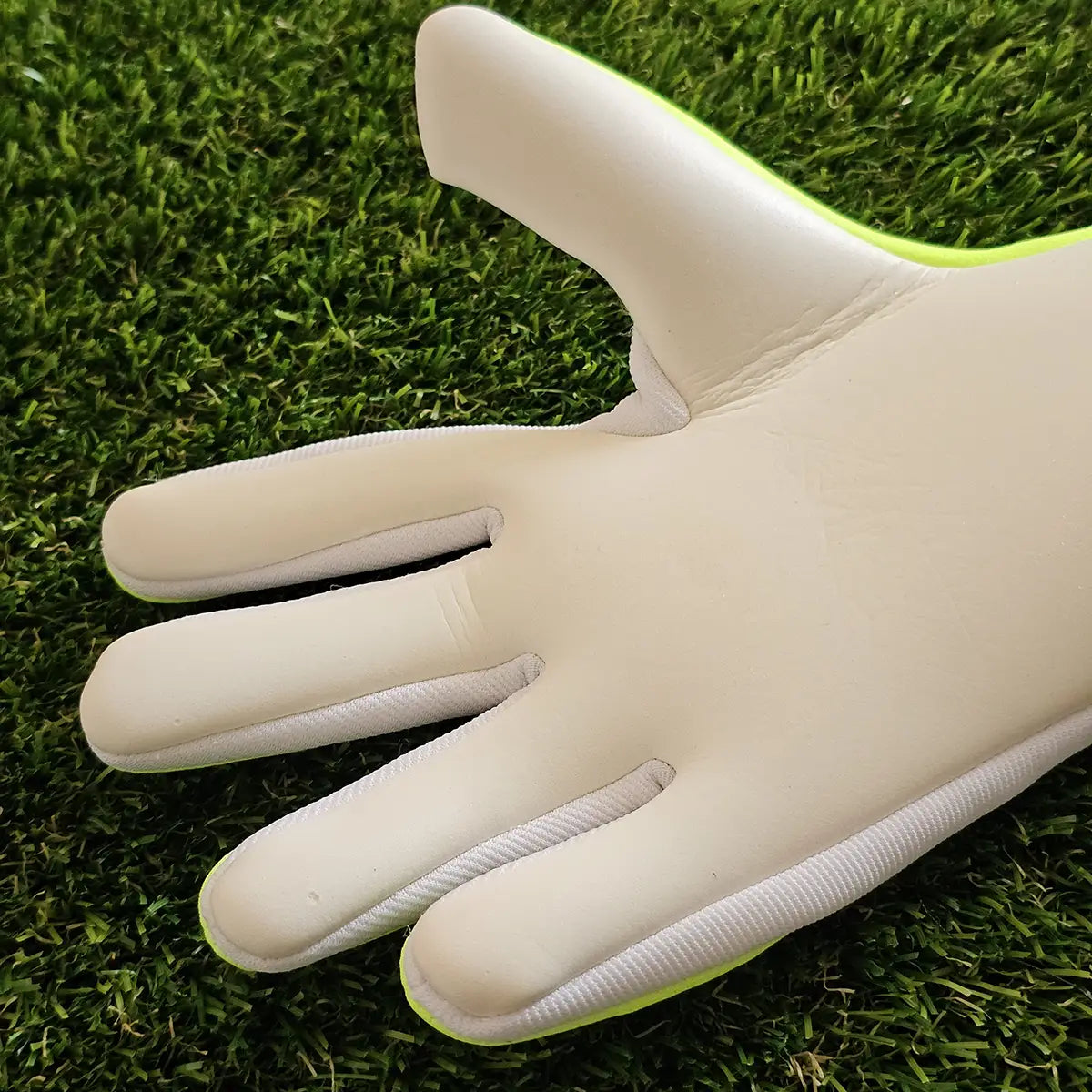 Guanti da portiere Adidas Predator League Radiant Blaze taglio dita