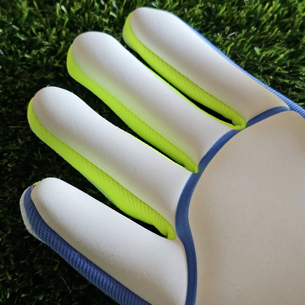 Guanti da portiere Adidas Predator Pro Celestial Victory taglio dita