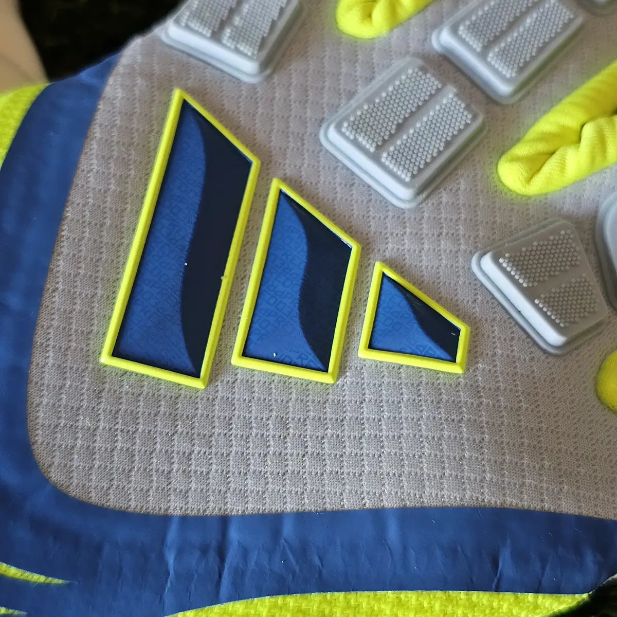 Guanti da portiere Adidas Predator Pro Ice Cold Precision dorso