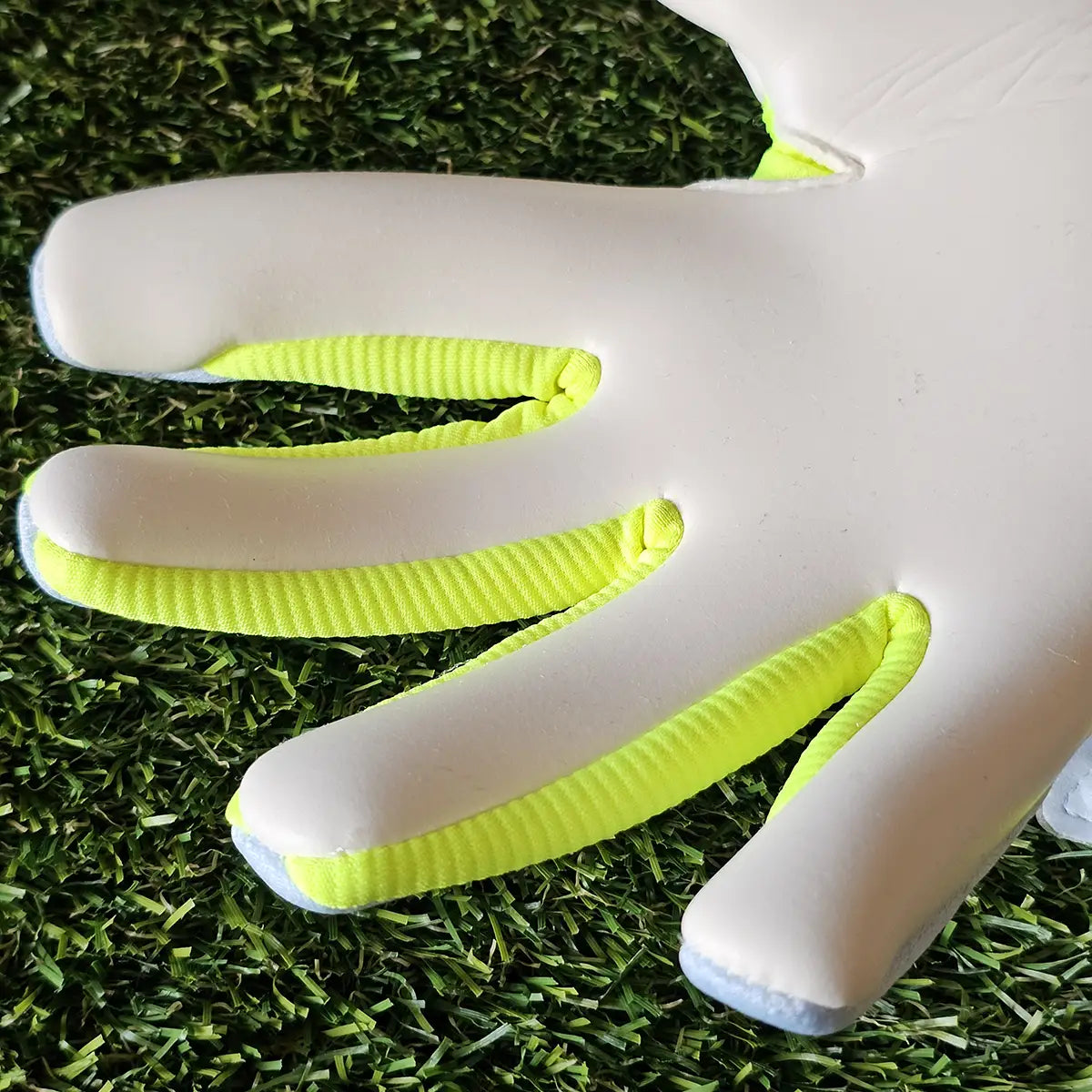 Guanti da portiere Adidas Predator Pro Ice Cold Precision taglio dita