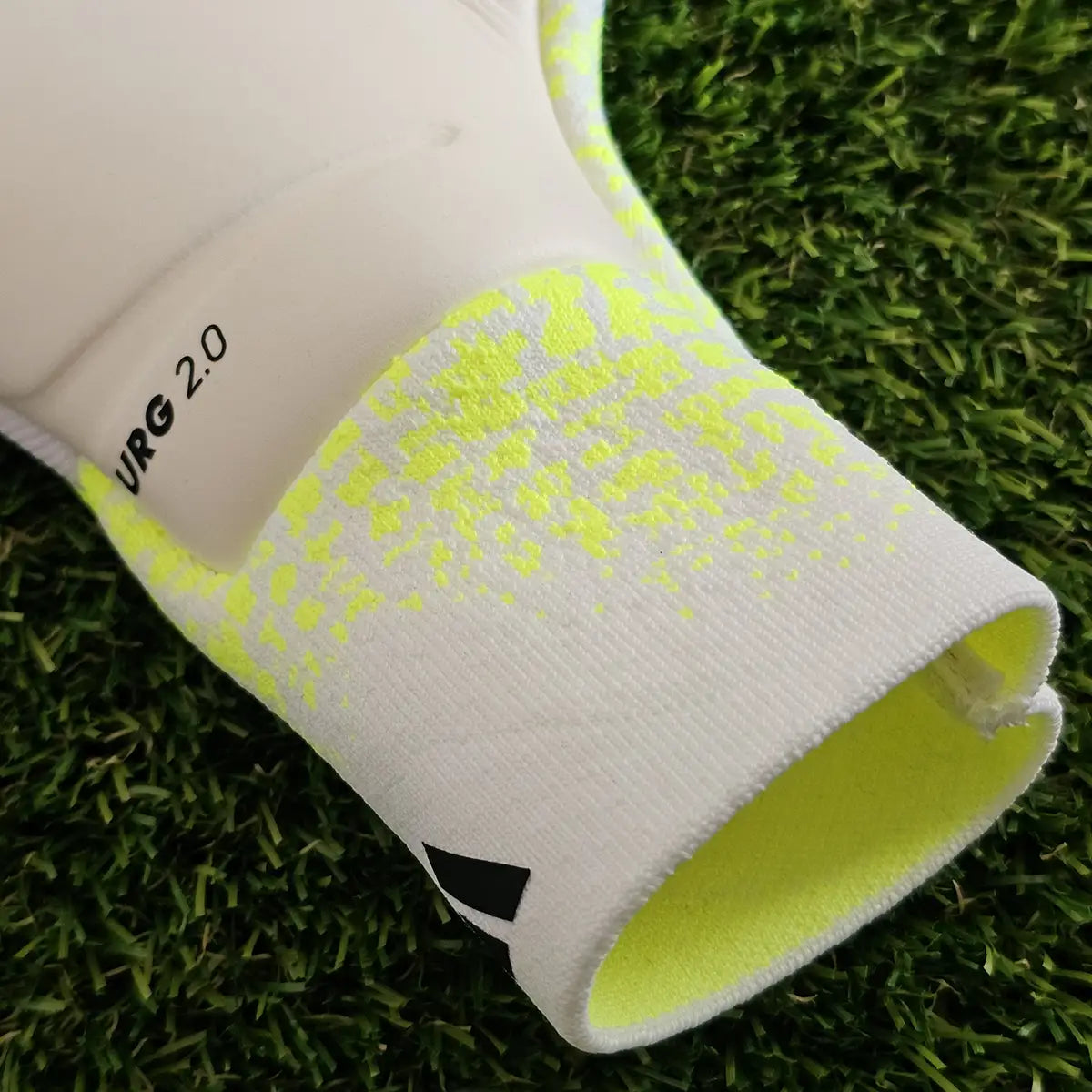 Guanti da portiere Adidas Predator Pro Radiant Blaze base palmo