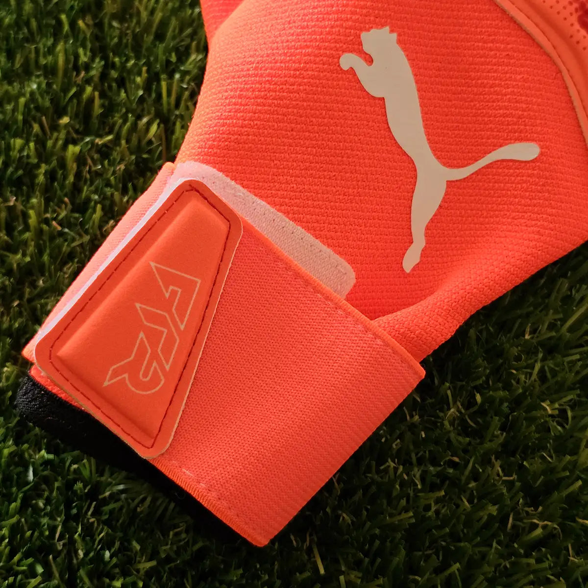 Guanti da portiere Puma Future Pro Hybrid Unleashed cinturino