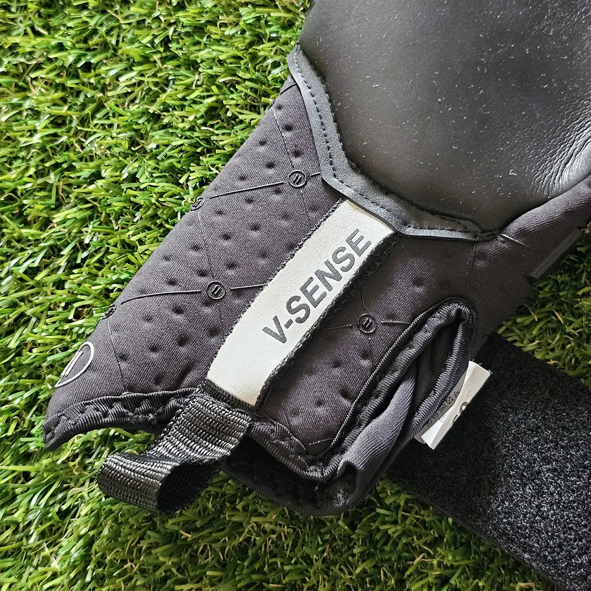 Guanti da portiere IIleven V Sense+ Blackout base palmo