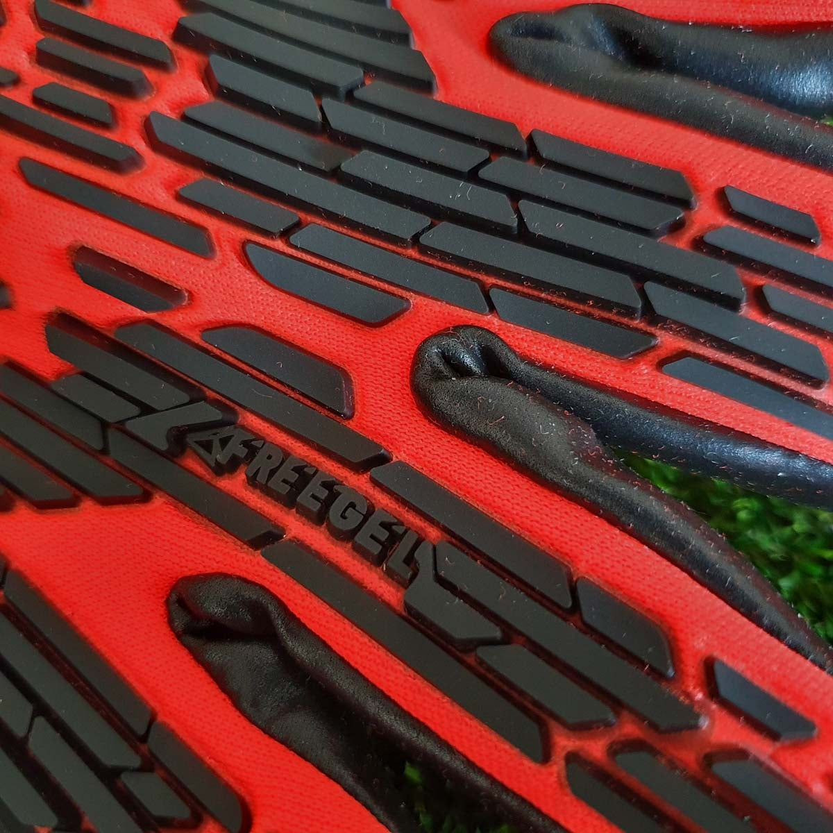 Attrakt Freegel Fusion Goaliator Electric Red