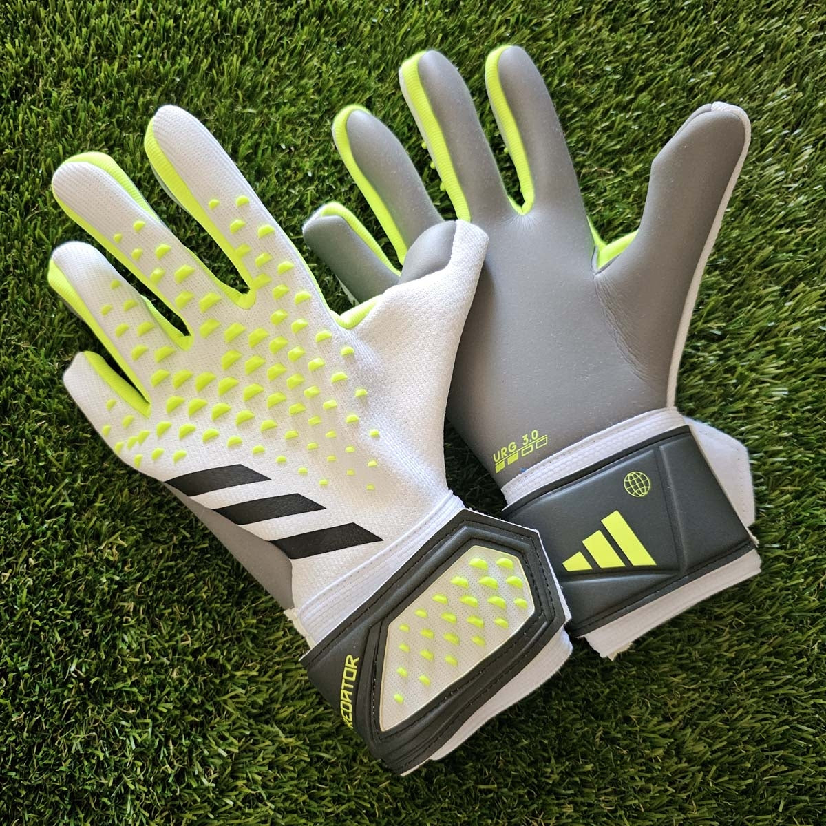 Guanti da portiere Adidas Predator League Crazyrush su
